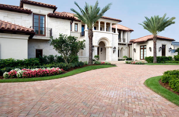 Best Professional Driveway Pavers  in Cleveland, WI