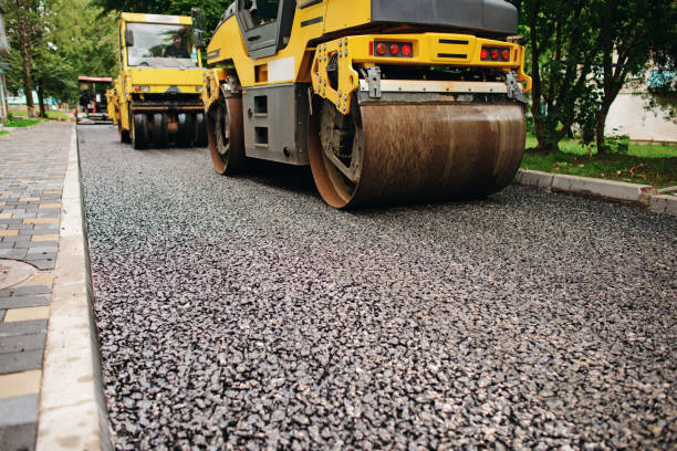 Best Interlocking Driveway Pavers  in Cleveland, WI